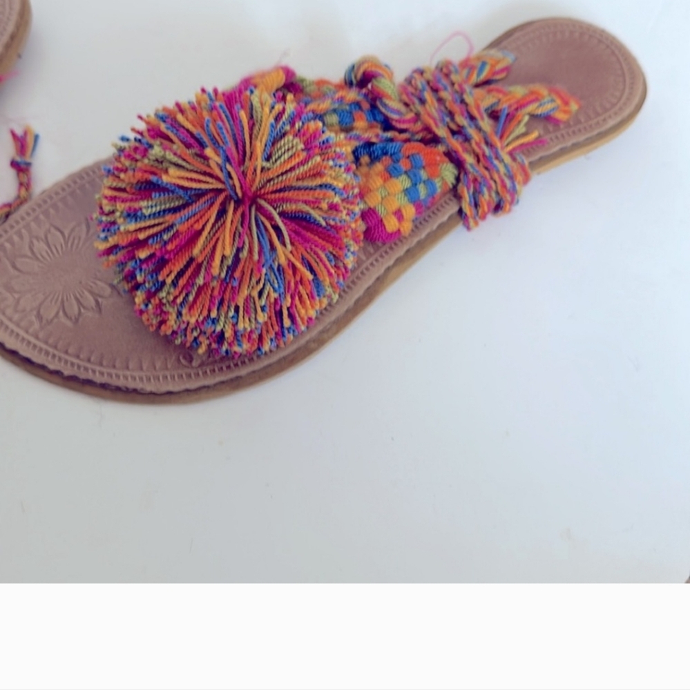 NWOT Katico Colorful Pom-Pom Women's Sandals - Picture 3 of 6